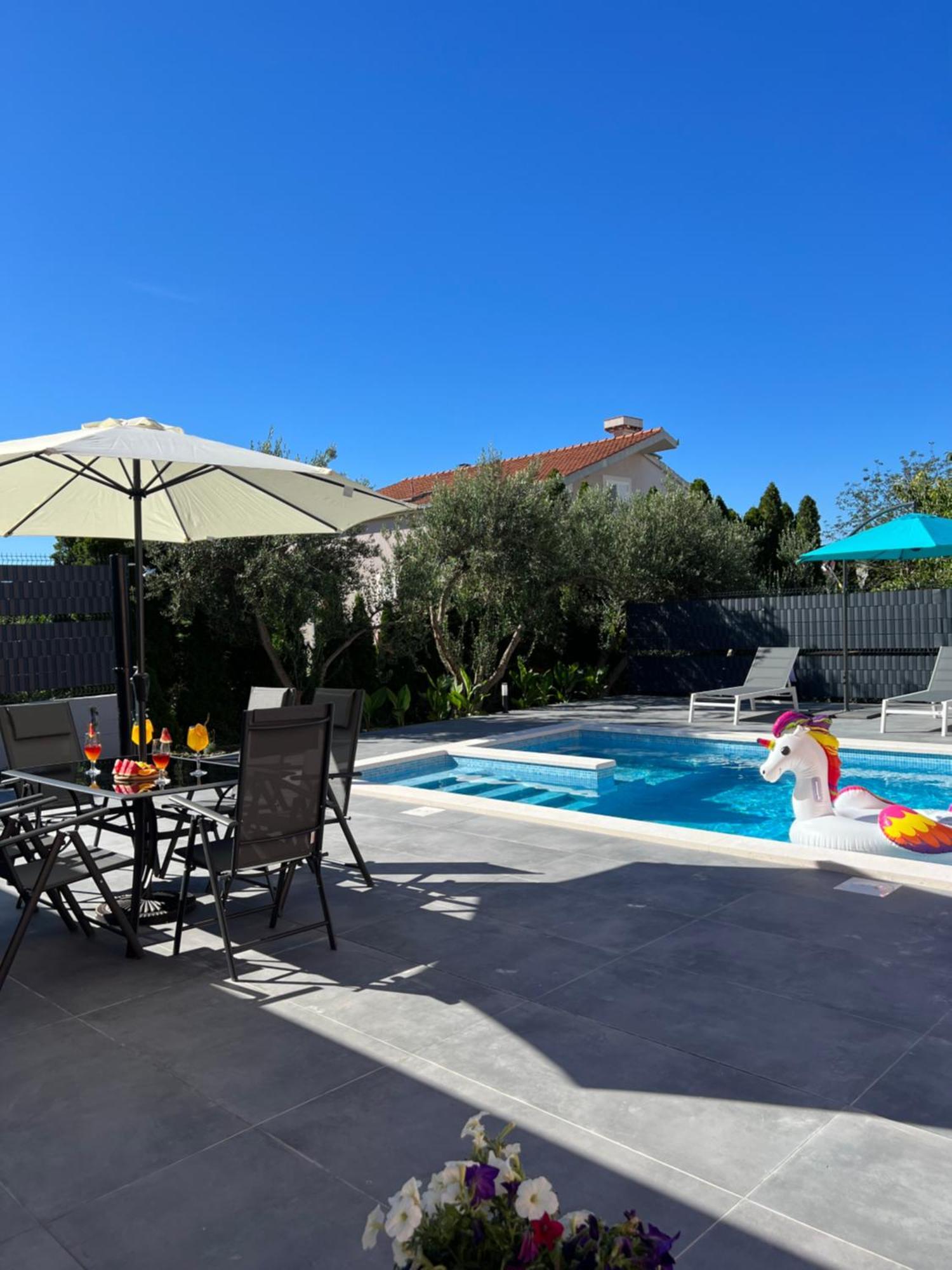 Apartment Marija 2 Near Split Kaštela Kültér fotó